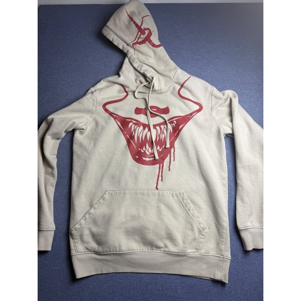 IT Chapter Two Pennywise Horror Movie Hoodie Tan Red Graphic Sweatshirt Small - Picture 3 of 10